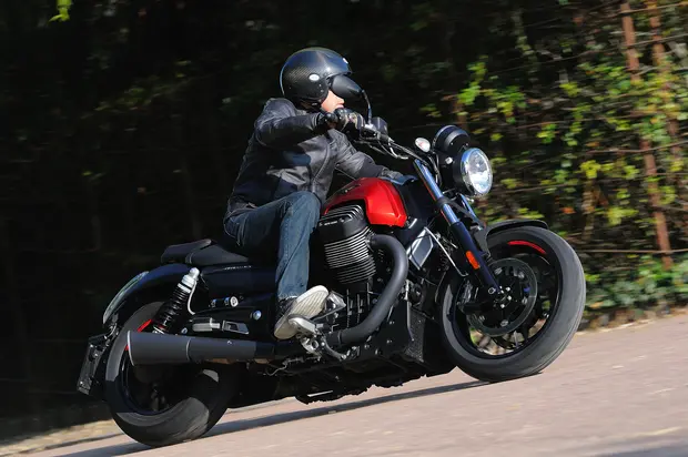 Prova Moto Guzzi Audace 1400 2016