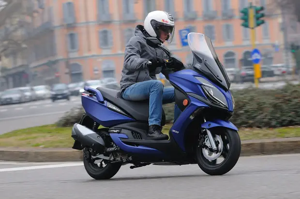 Prova Kymco G-Dink 300i 2018
