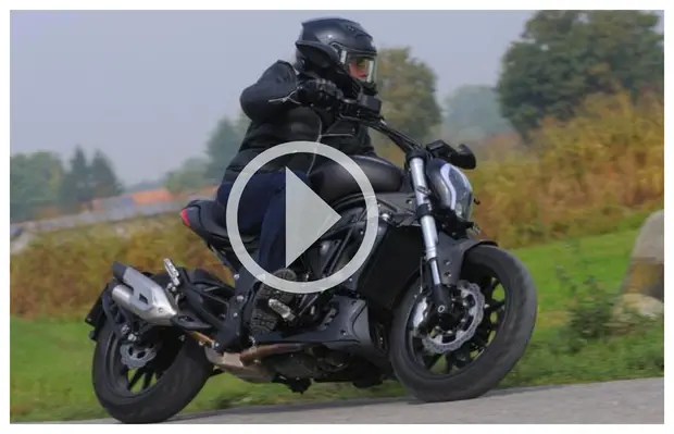 Prova Benelli 502 C 2020