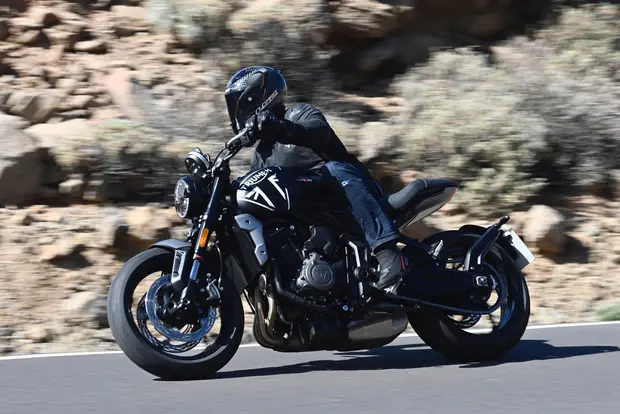 Prova Triumph Trident 660 2022