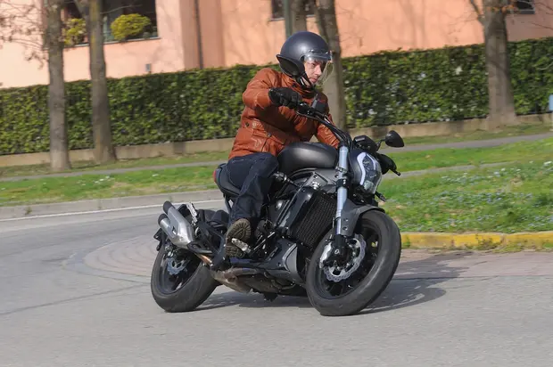 Prova Benelli 502 C 2022