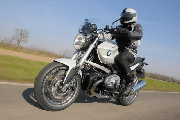 Prova BMW Serie R R 1200 R 2011