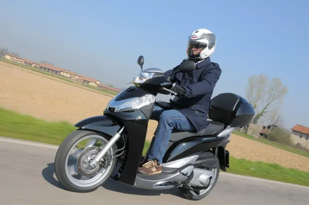 Prova Honda SH 300i  2011