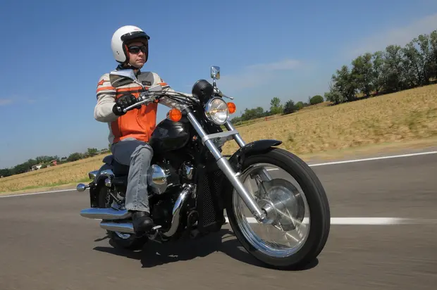 Prova Honda VT 750 S  2010