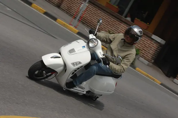 Prova Vespa GTS/GTV GTS 300 Super 2007-2010
