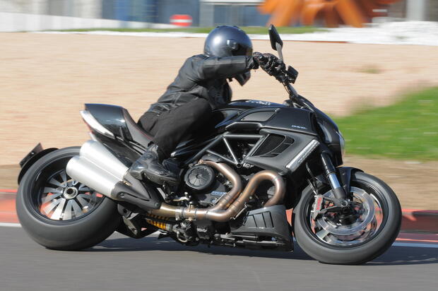 Ducati Diavel ABS