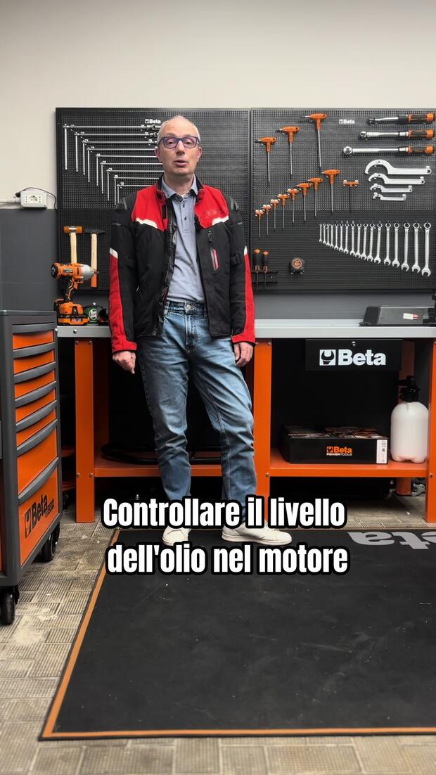 Quando va controllato l’olio? . . .