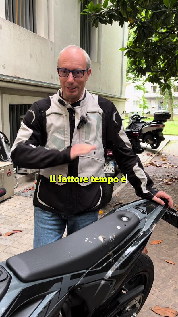 Volatili che sporcano la moto: come fare?  . . .