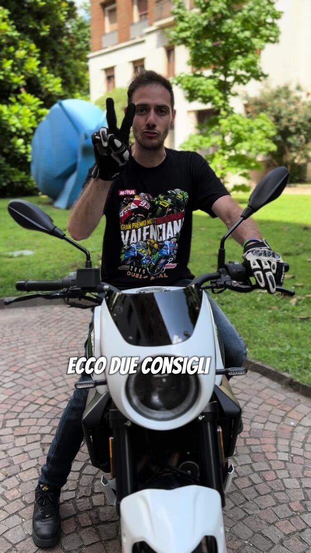 La posizione delle dita in moto! . . .