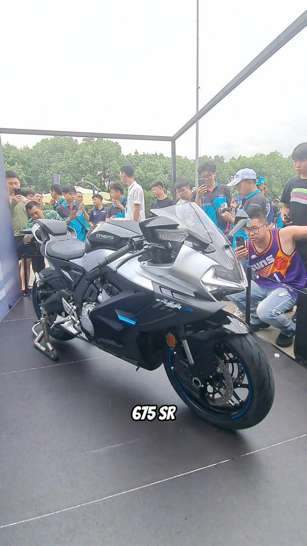 CFmoto 675 SR e Voom 500 direttamente dal CFmoto Day di Zhejiang! . . .