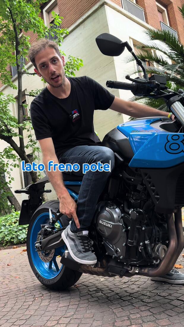 I piedi servono a guidare bene la moto? . . .