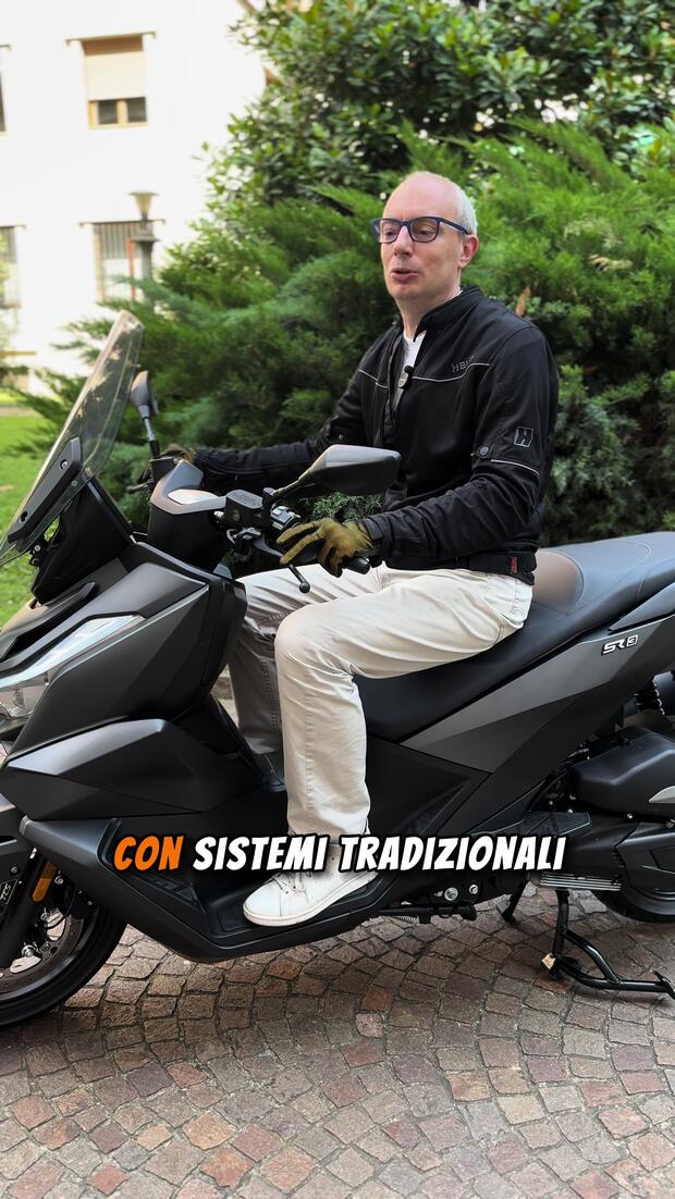 Come si frena in scooter? . . .