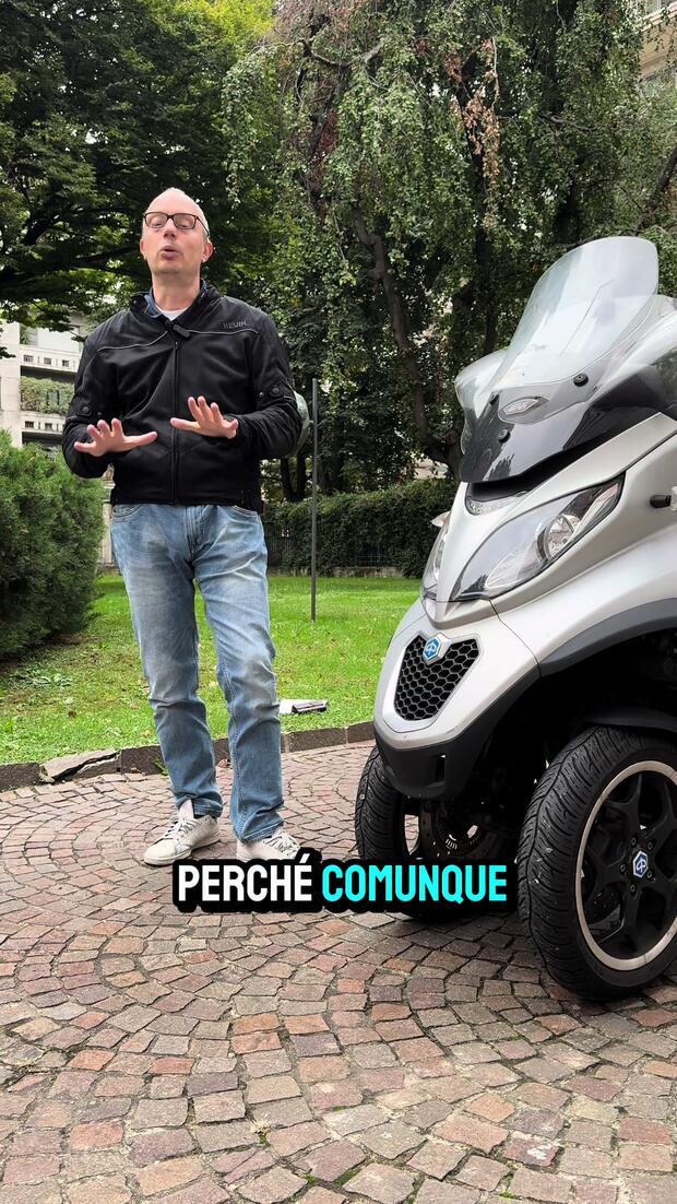 Che patente serve per guidare gli scooter a tre ruote? . . .