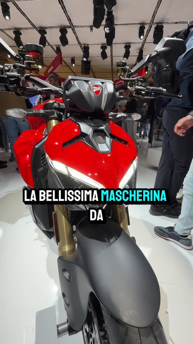 Ducati Streetfighter V2 . . .