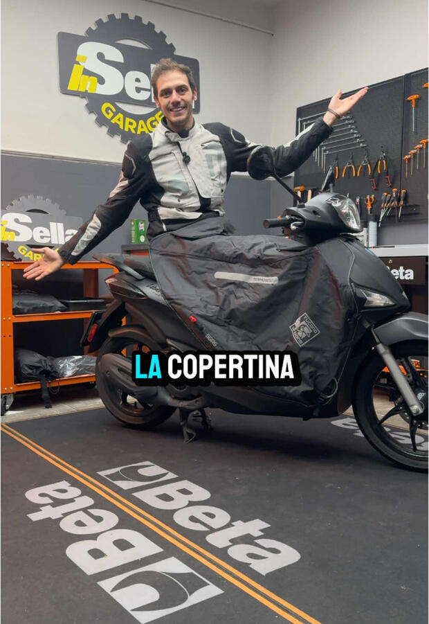 Scooter e inverno: la mitica “copertina” Termoscud di Tucano Urbano! . . .