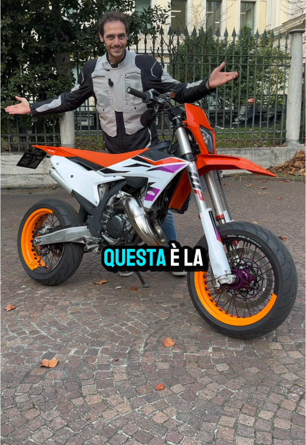 125 da sogno: KTM 125 SX trasformata (e omologata) supermotard! . . .