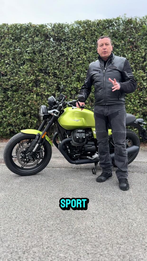 Moto Guzzi V7 Sport! . . .