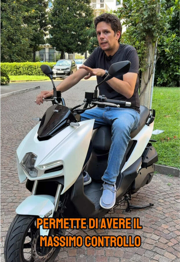 Sym Mamba 125! . . .