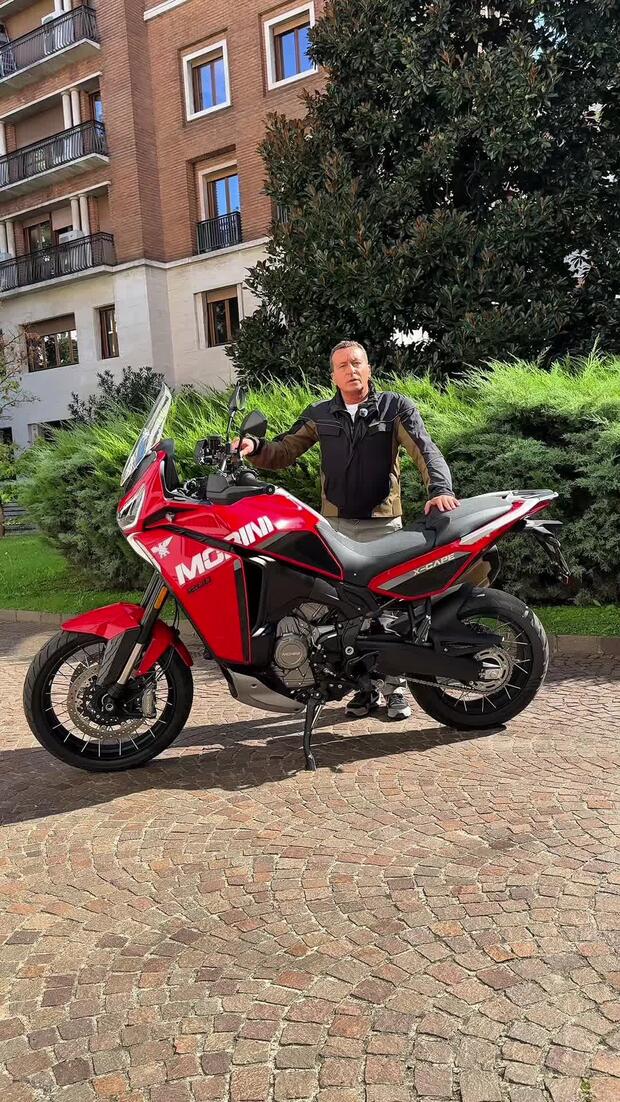 Moto Morini X-Cape 1200! . . .