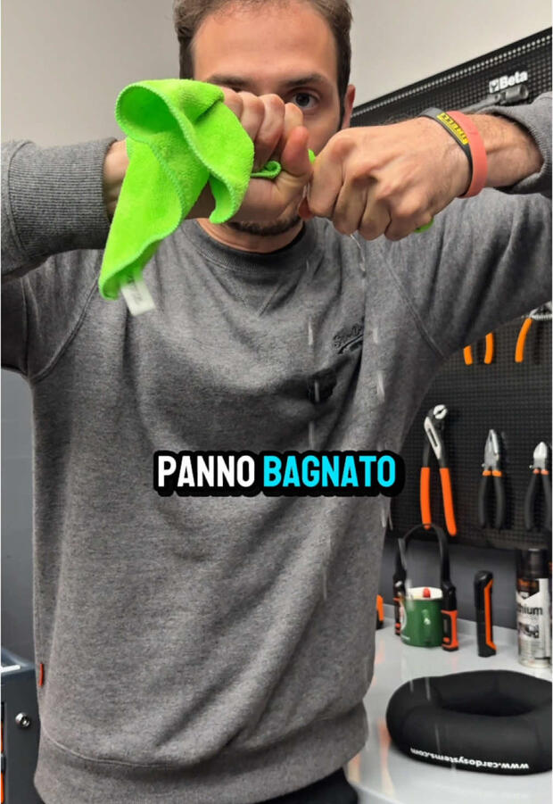 Come pulire e lucidare la visiera . . .