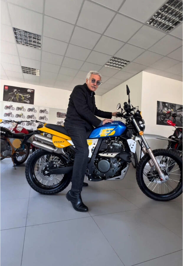 SWM Super Six 650! . . .