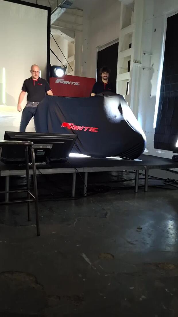 L’unveiling della Fantic Stealth 500! . . .