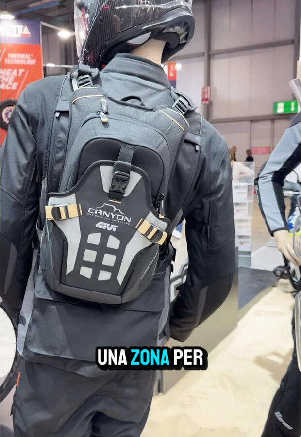 Givi a Eicma 2025 con tante novità per il turismo e l’avventura . . .