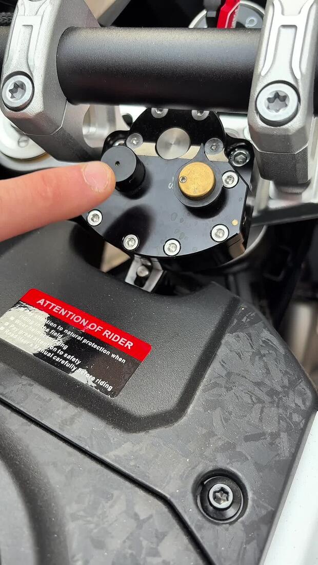 L’ammortizzatore di sterzo: a cosa serve e come funziona . . .