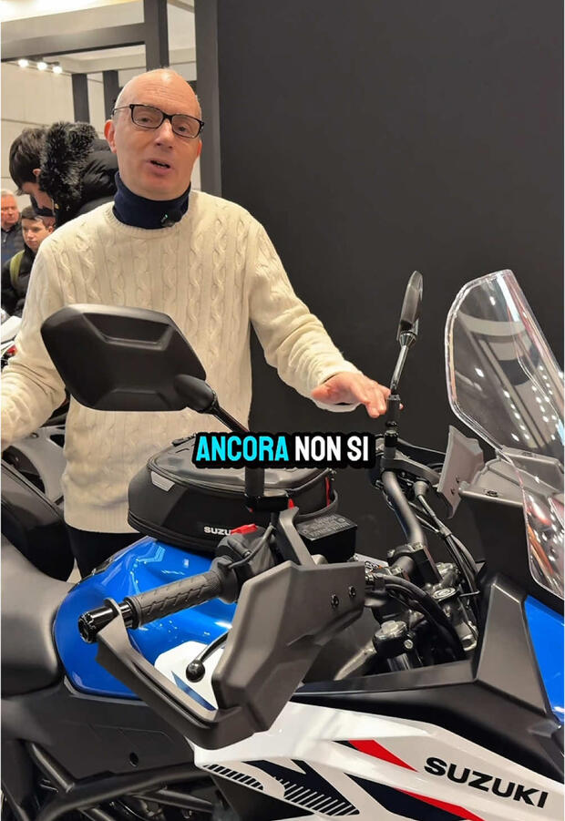 Suzuki SV-7GX contro Yamaha Tracer7! . . .