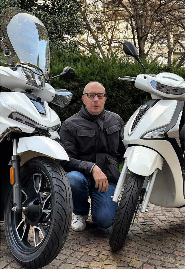 Voge Sfida SR16 125 e Piaggio Liberty 125 . . .
