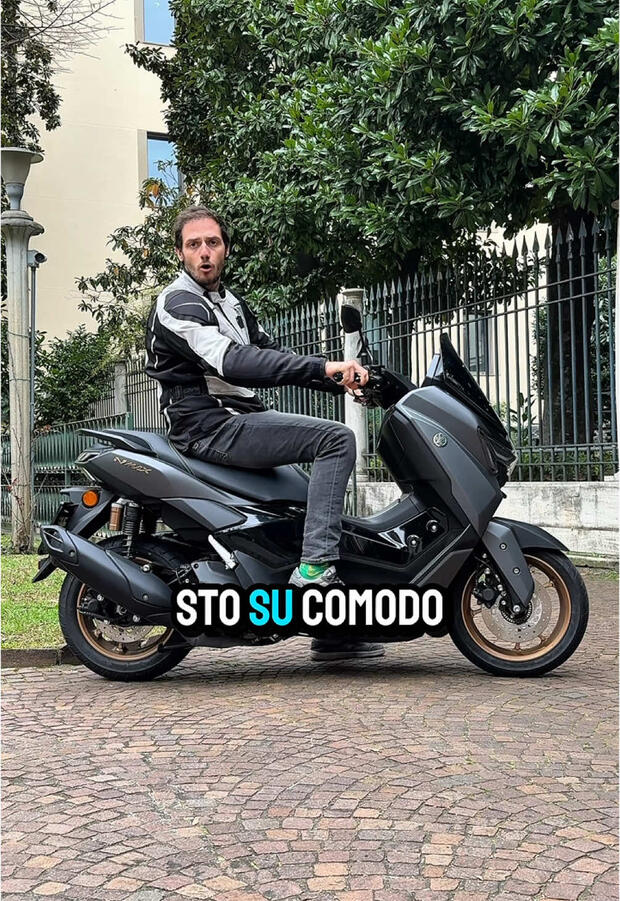 Yamaha NMax 155 Tech Max . . .