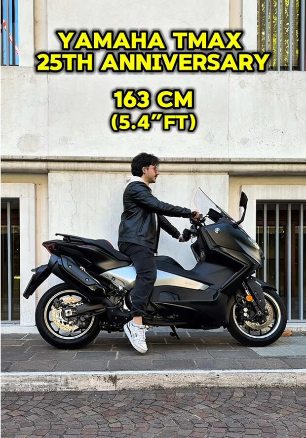 Yamaha TMax 25TH Anniversary: come “calza” su motociclisti/scooteristi di altezze diverse . . .