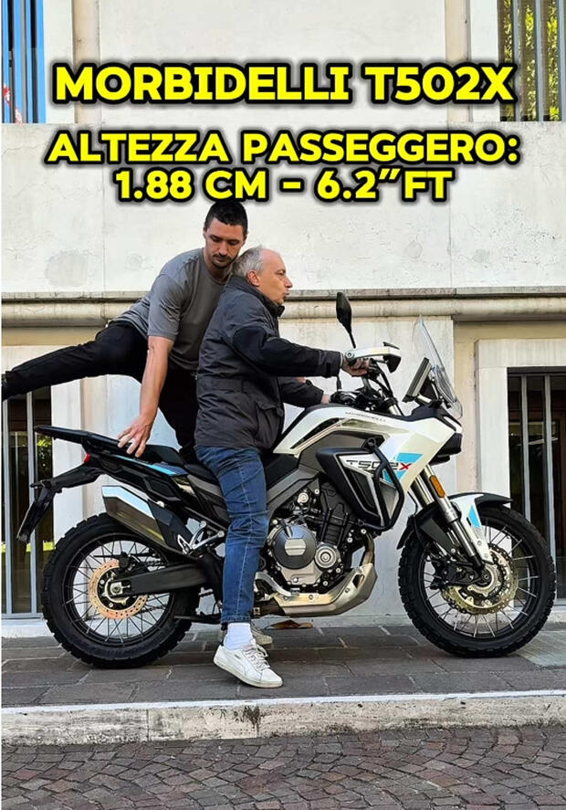 Morbidelli T502X: quanto è ospitale per passeggeri di diverse altezze . . .