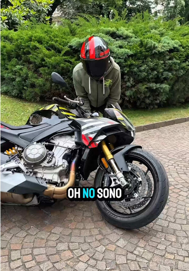 La prima caduta… chi se la ricorda? . . .