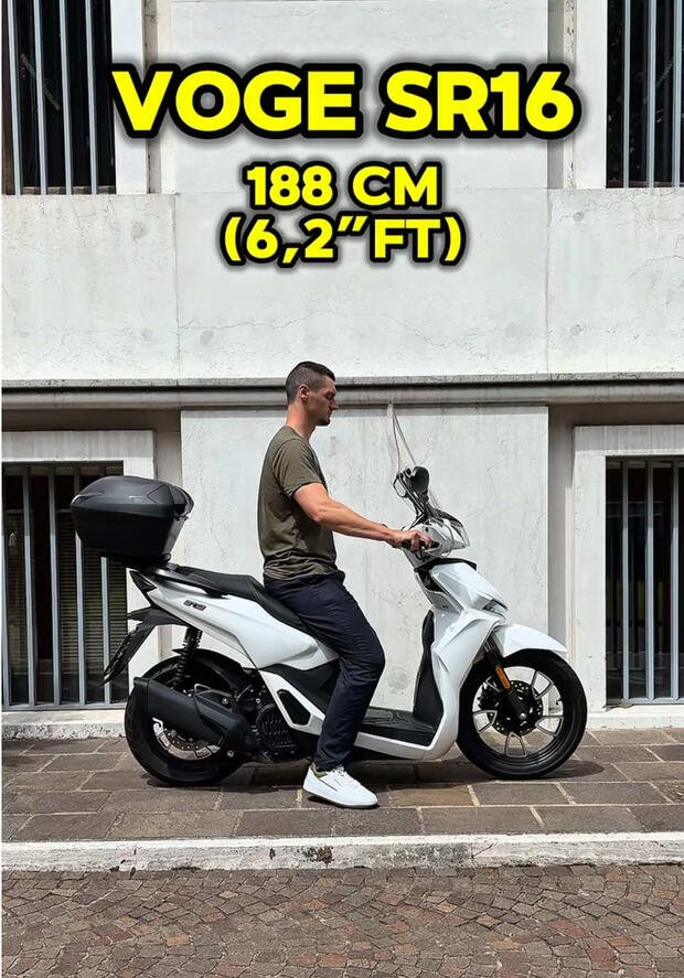 Voge SR16: come “calza” su scooteristi/motociclisti di altezze diverse . . .