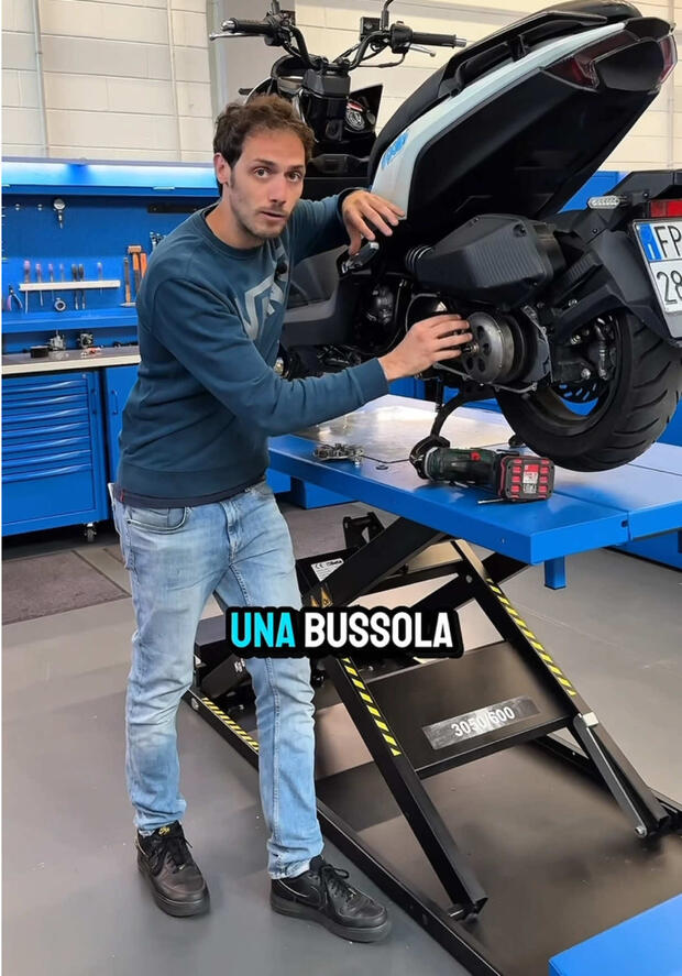 Cambiamo il variatore al SYM Mamba 125: montiamo il Polini Maxi Hi-Speed! . . .