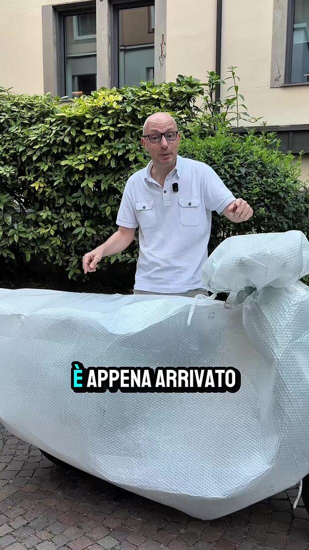 Oggi facciamo unboxing! . . .