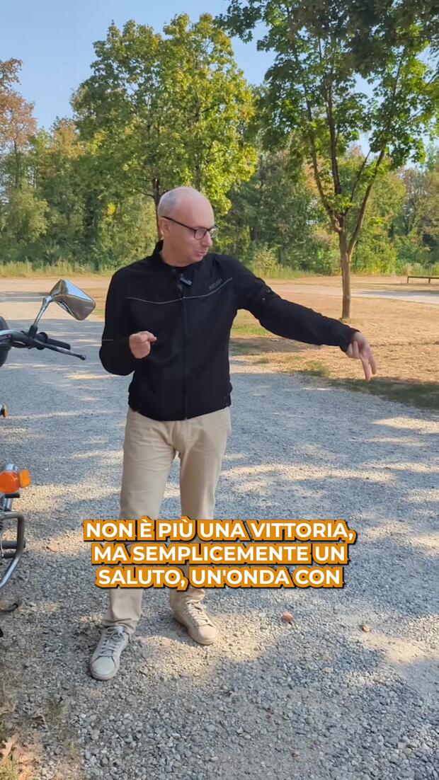 Biker Wave: la storia del saluto dei motociclisti