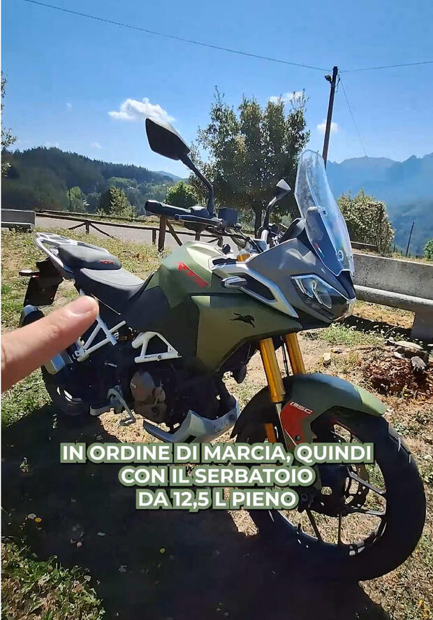 TVS RTX 300, piccola crossover di sostanza . . .