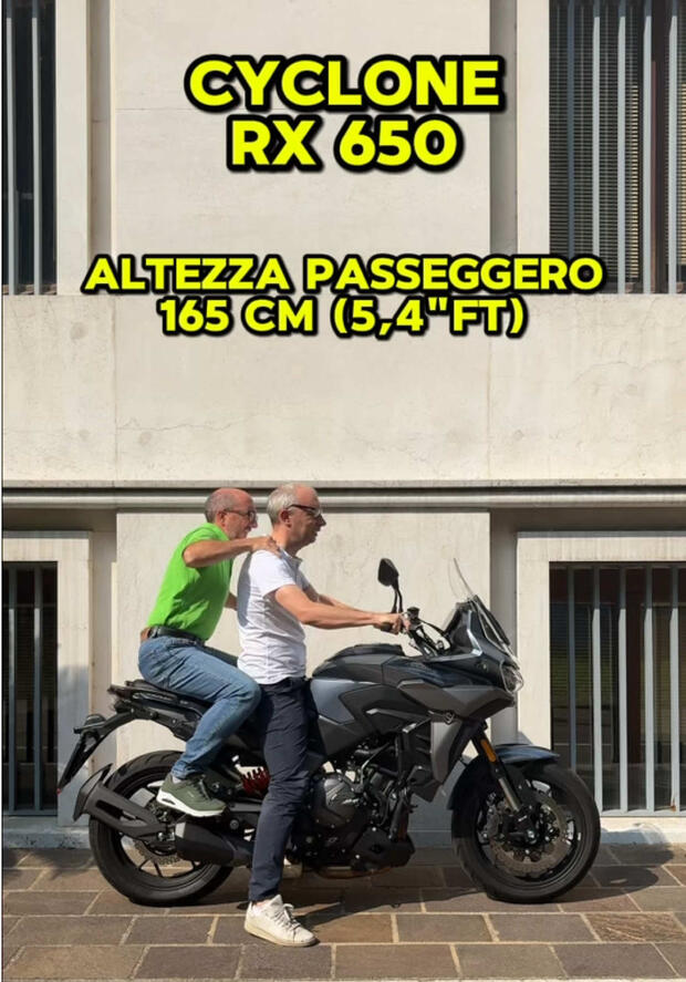 Cyclone RX650: quant’è ospitale per passeggeri di taglie diverse . . .