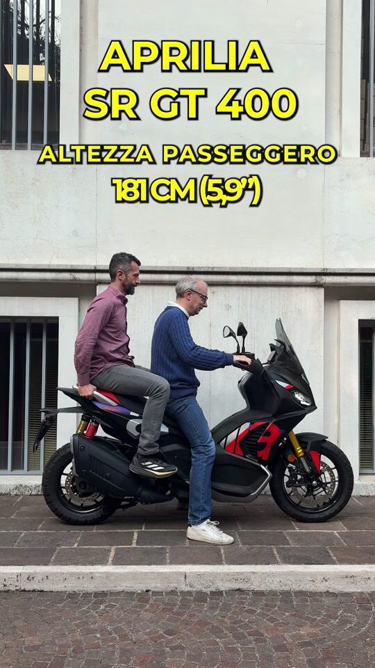 Aprilia SR GT 400: quant’è ospitale per passeggeri di taglie diverse . . .