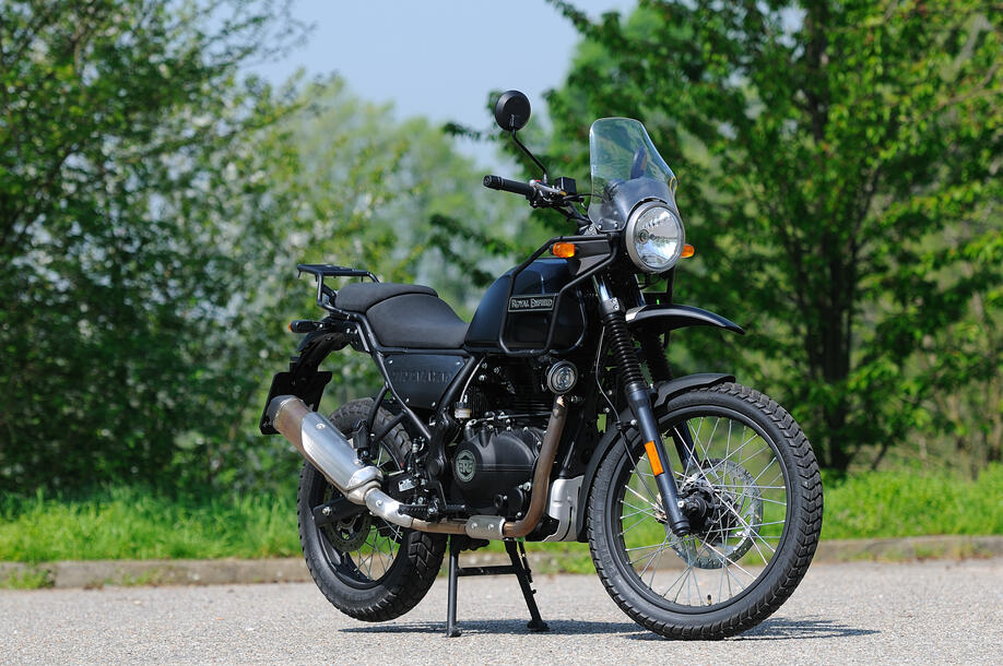 Royal Enfield si pente: la Himalayan ad aria è di nuovo realtà