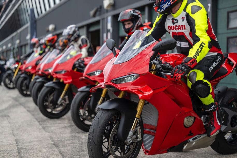 EICMA Riding Fest 2026: aperte le prenotazioni per la Track Experience