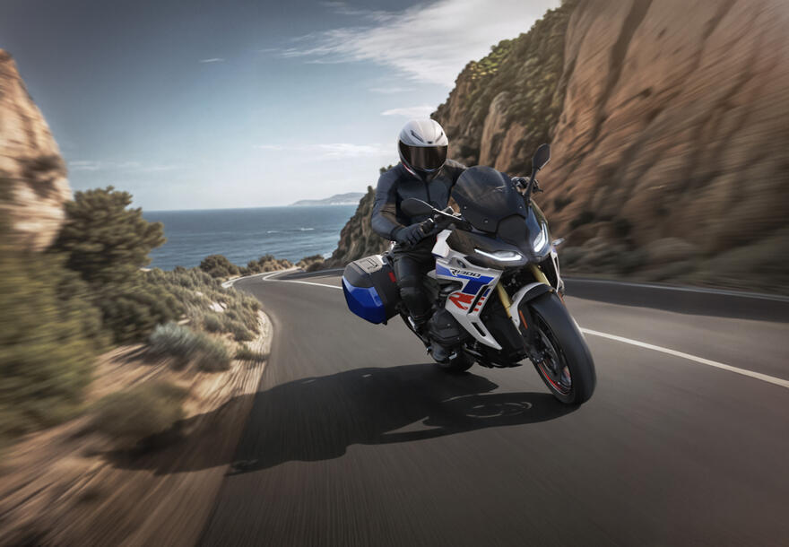 Che promozioni per le moto BMW: super sconti e omaggi (anche per la GS!)