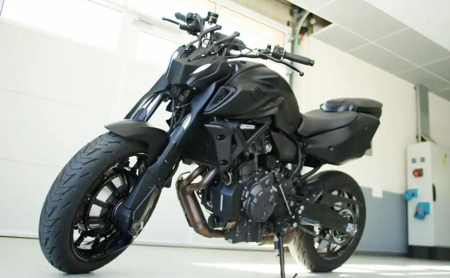 Furion M2, la Yamaha MT-07 diventa una moto ibrida e a trazione integrale 