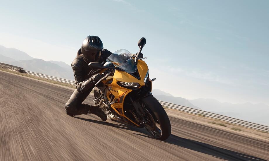 Triumph Daytona 660 MY26, è ancora più sportiva