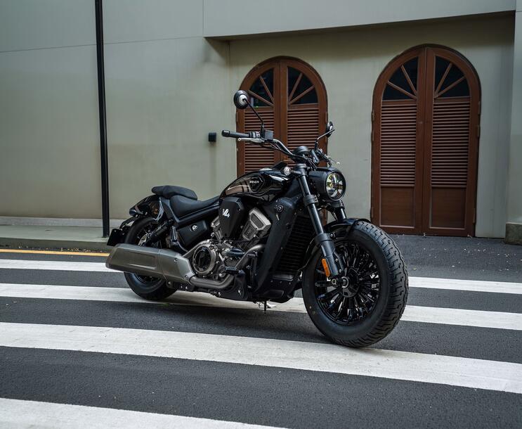 Benda Darkflag 500 Commander, 4 cilindri superdotati e prezzo mini