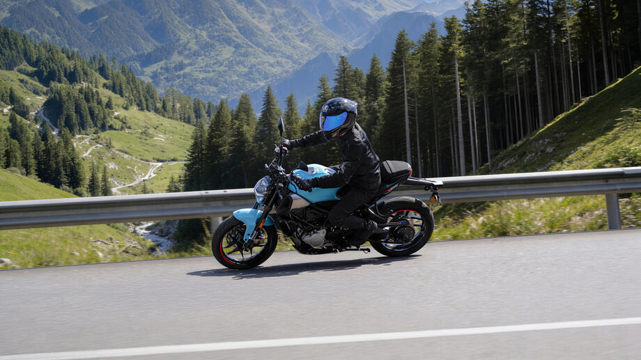 Morbidelli N125V: bicilindrico e monobraccio già a 16 anni