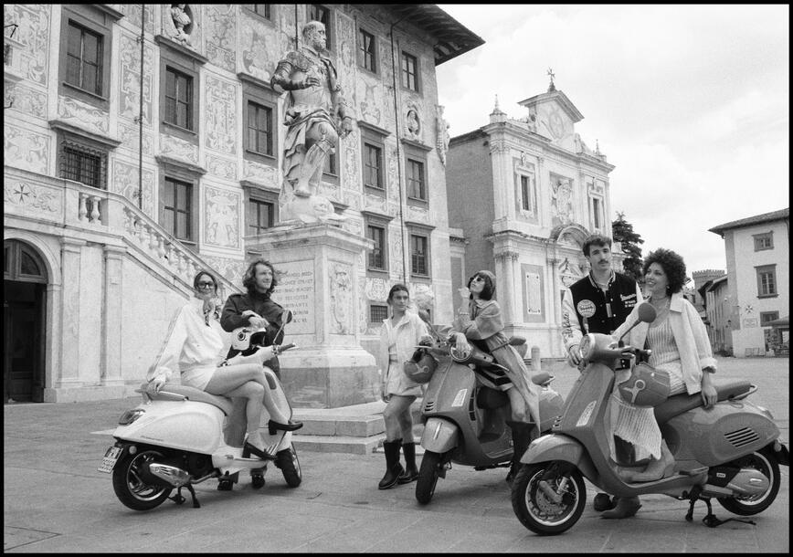  80 anni di Vespa: a Roma una mostra racconta il mito tra fotografia, cinema e grandi viaggi