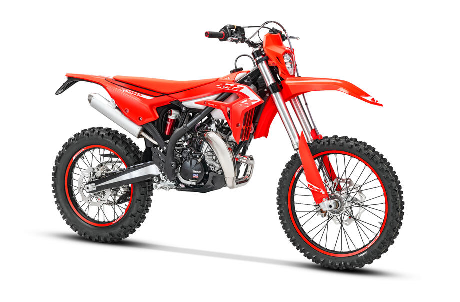Beta XTrainer 2027: arriva la 200 2T